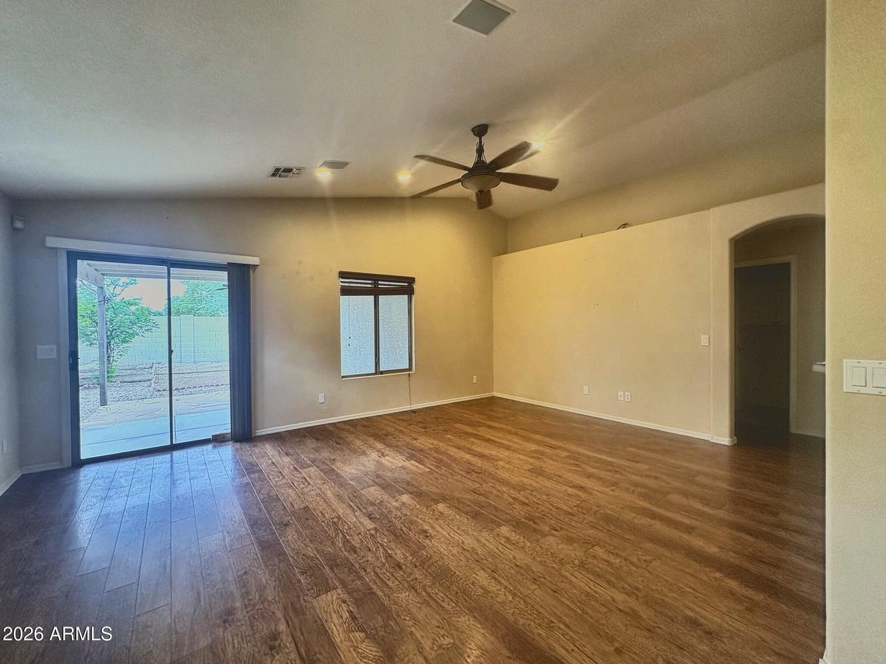 1702 S Pinto Dr - Photo 4 of 15