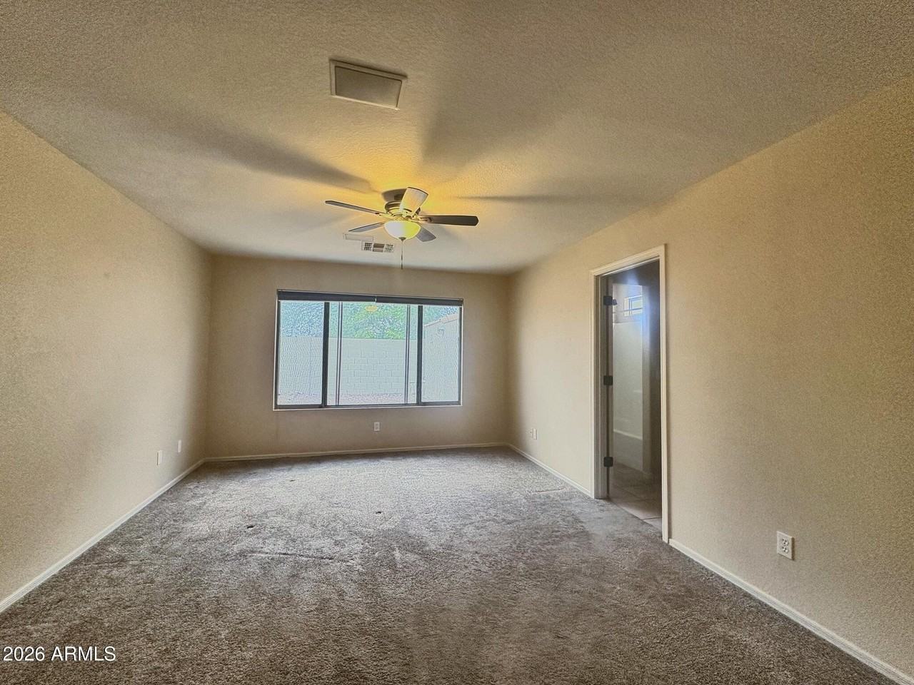 1702 S Pinto Dr - Photo 5 of 15