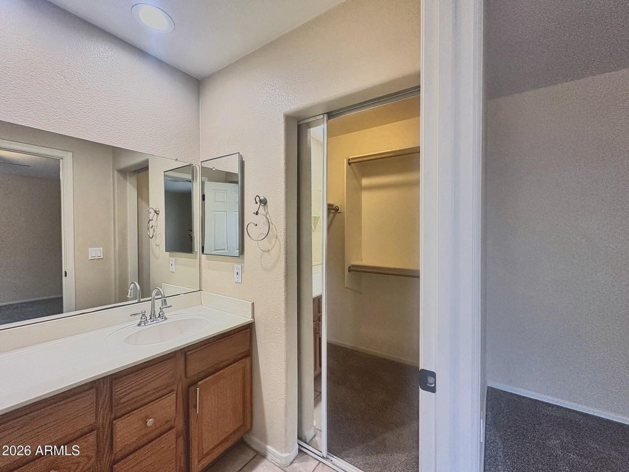 1702 S Pinto Dr - Photo 6 of 15