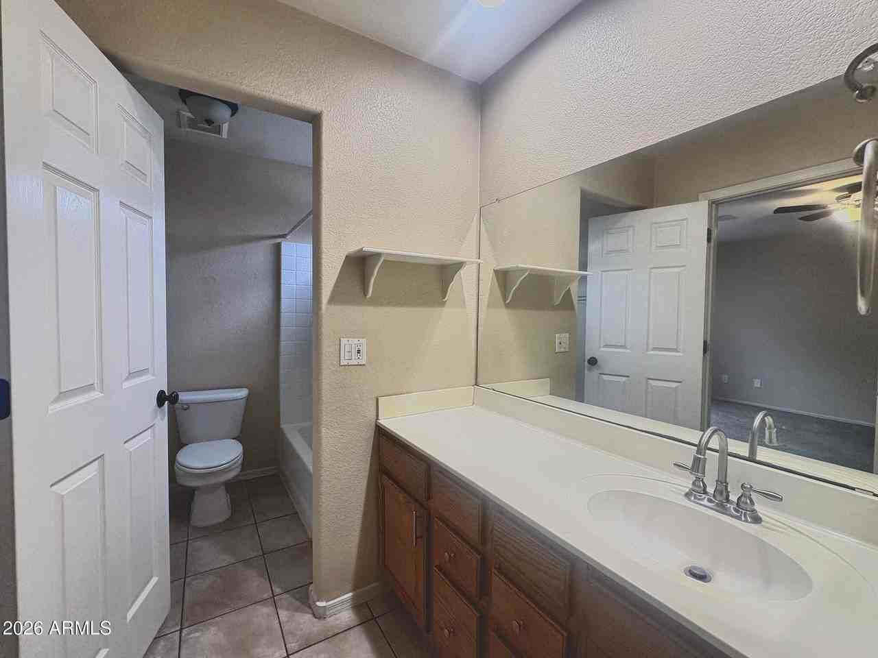 1702 S Pinto Dr - Photo 7 of 15