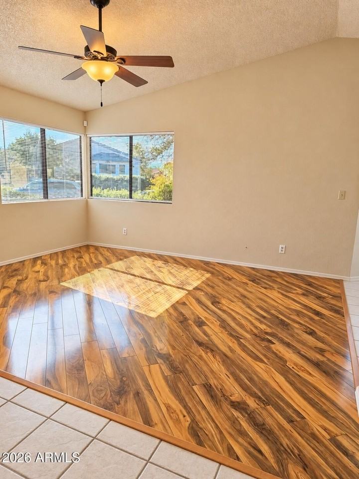 755 Sunset Vista Dr - Photo 2 of 11