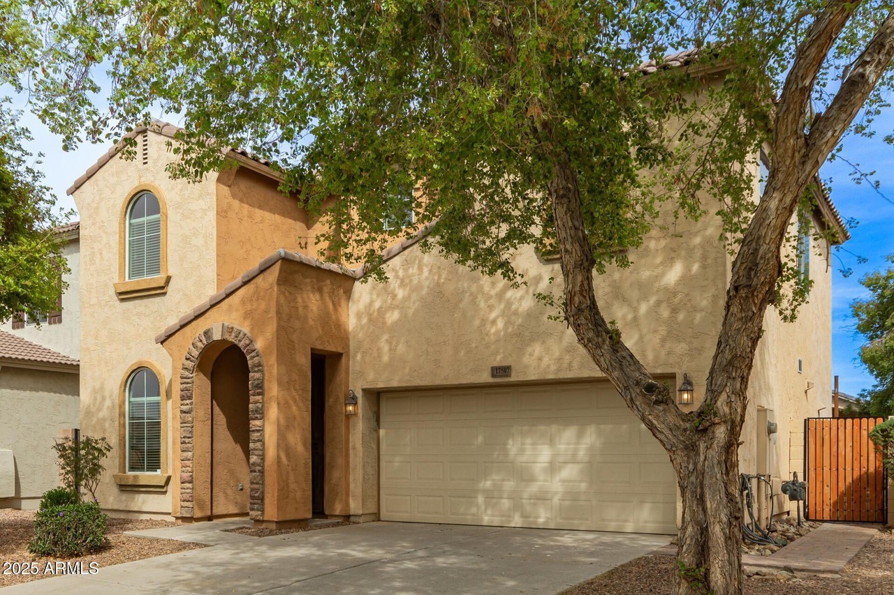 17507 N Costa Brava Ave - Photo 3 of 37