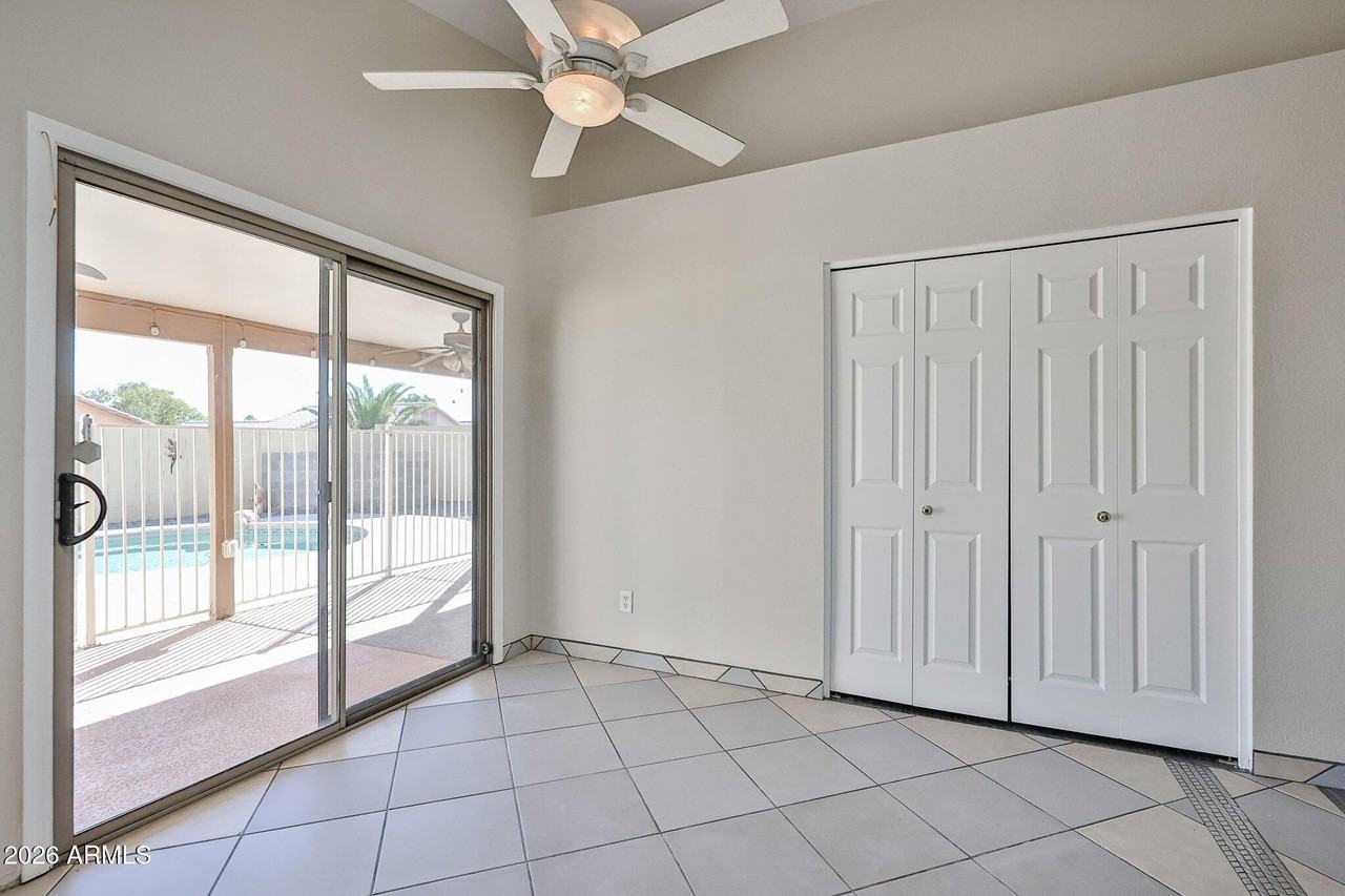 11231 W Diana Ave - Photo 5 of 24