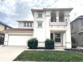 featured image of 2472 Grant St