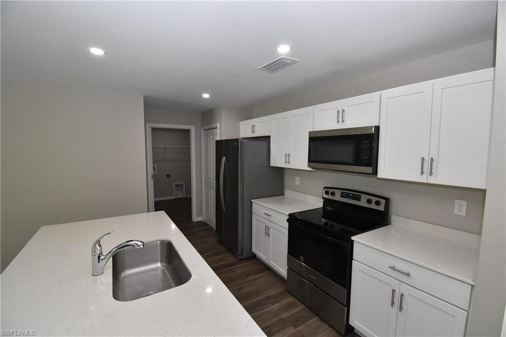 17397 Mark Ave - Photo 4 of 23