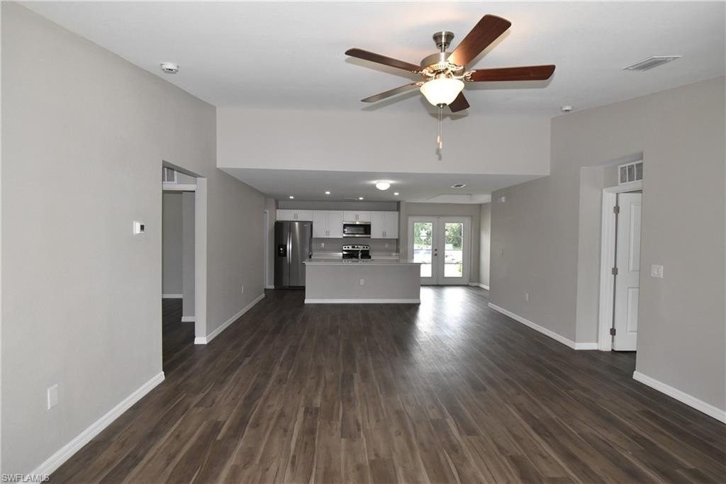 17397 Mark Ave - Photo 5 of 23
