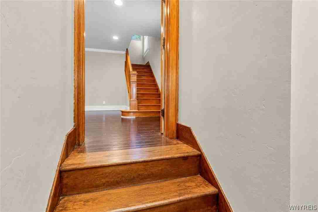 116 Palmer Ave - Photo 4 of 27