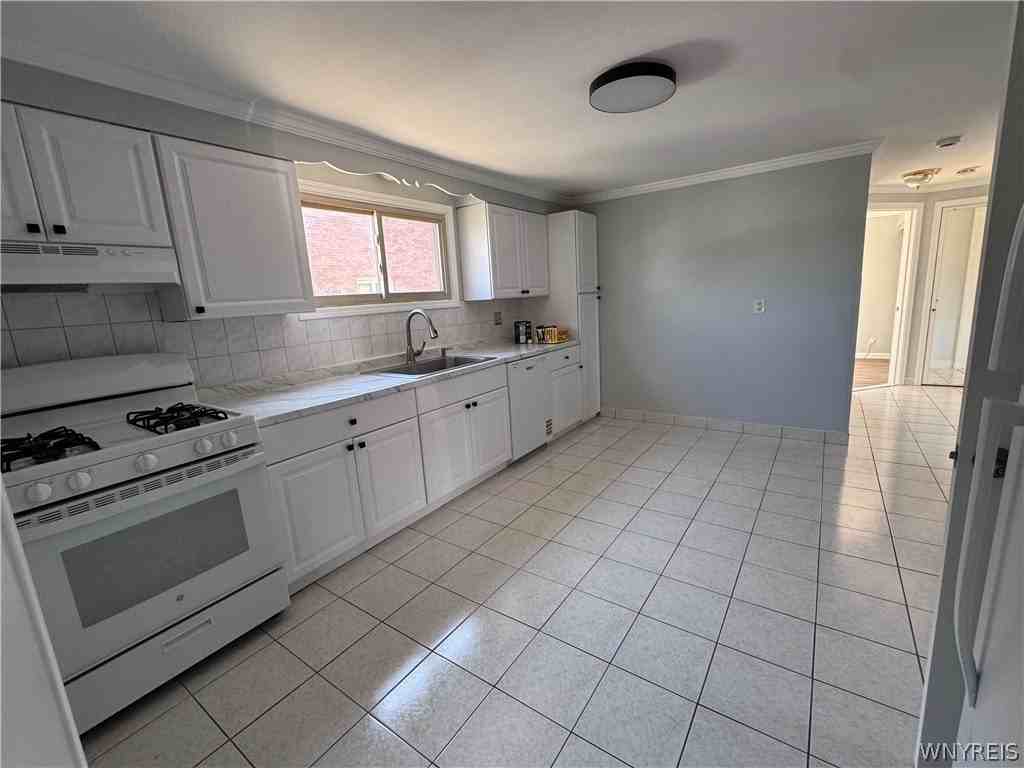 4 Marie Ave - Photo 5 of 15