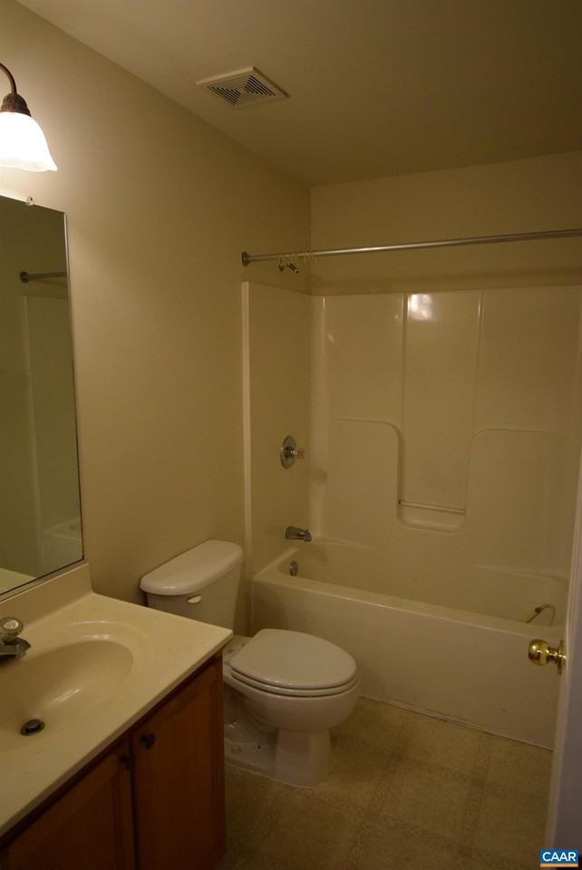 37 Nahor Dr - Photo 5 of 26
