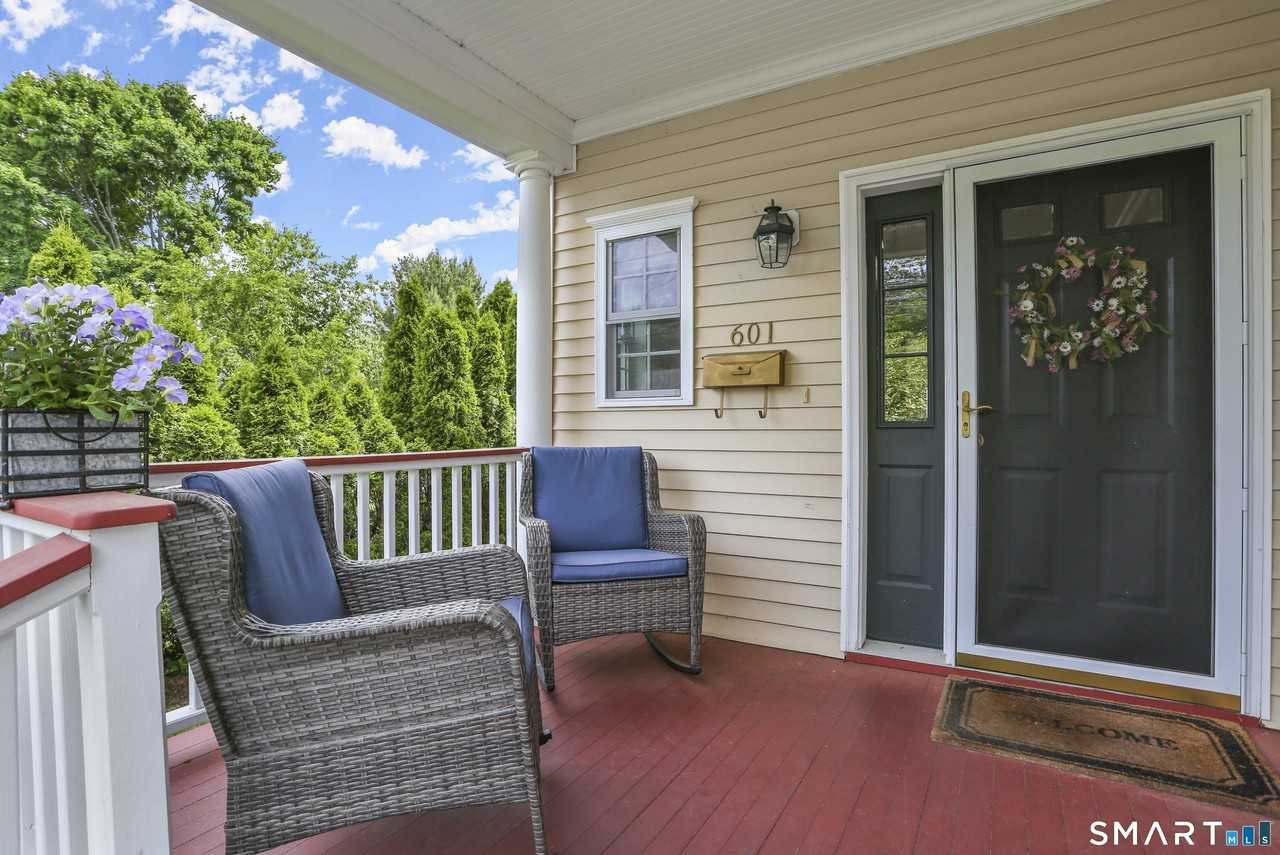 601 S Pine Creek Rd #601 - Photo 2 of 34