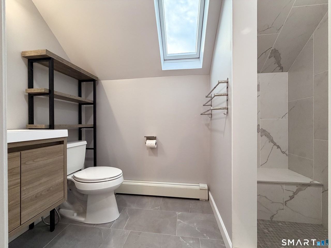 119 Selleck St - Photo 2 of 12