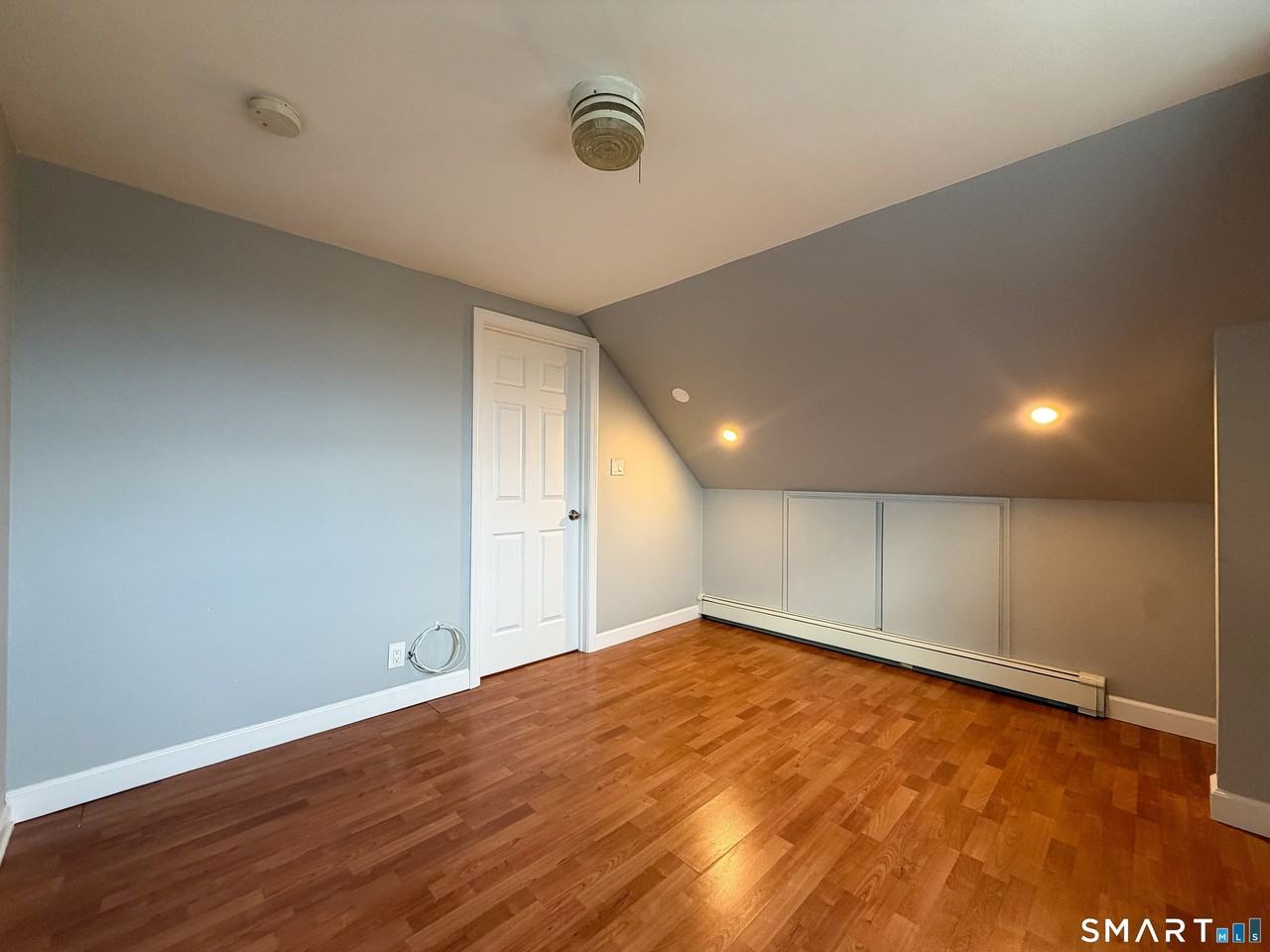 119 Selleck St - Photo 4 of 12