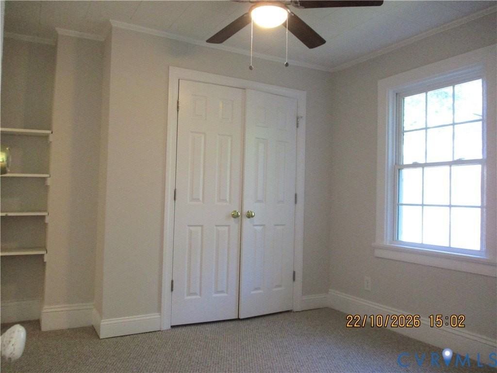 305 Myrtle St - Photo 6 of 9
