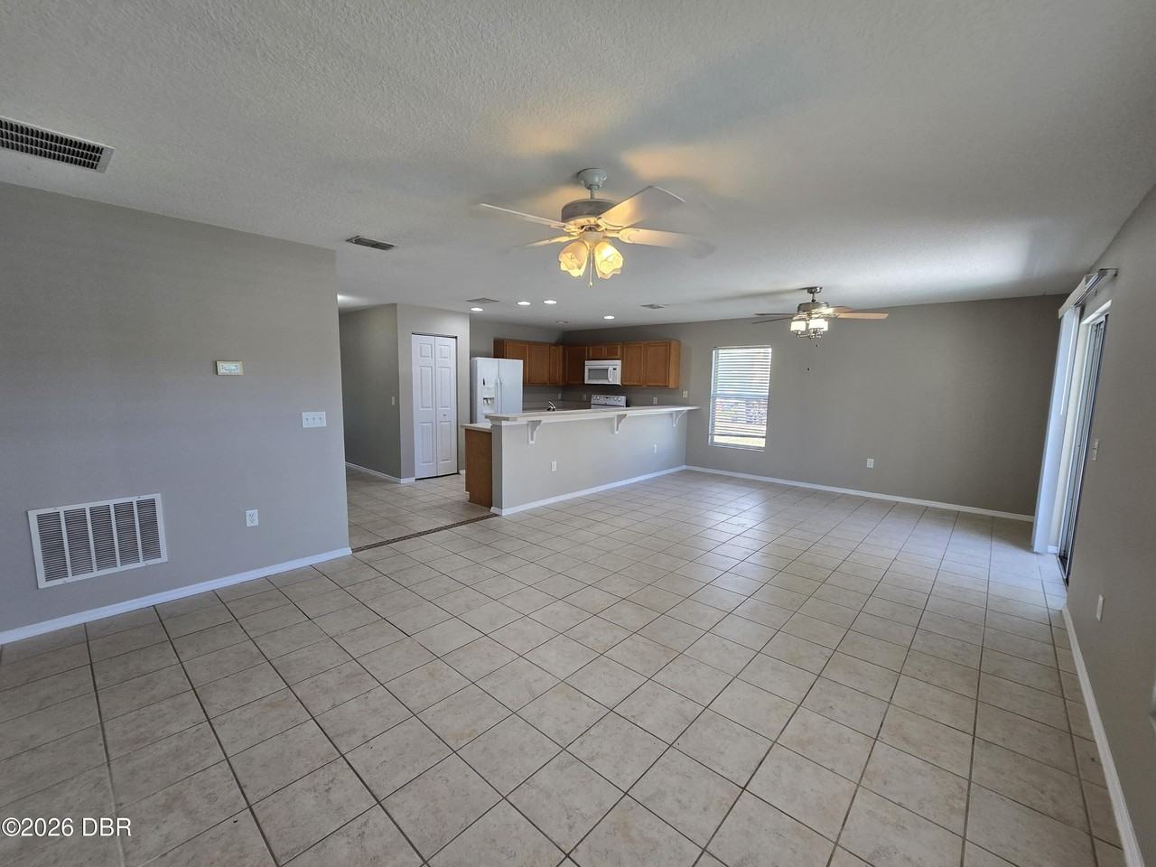 121 Logenberry Ct - Photo 7 of 18