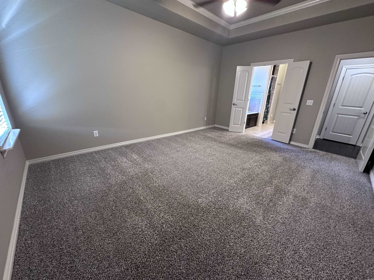 510 Jaguar Ln - Photo 7 of 19