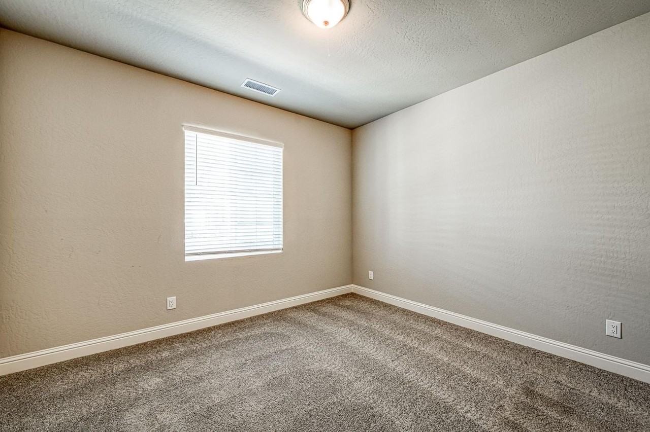 4596 Orchard Hills Rd - Photo 6 of 35