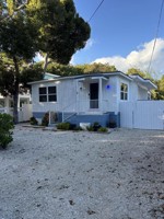 featured image of 124 S Bay Harbor Dr