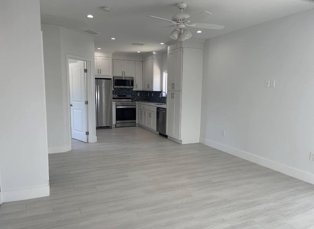 15 Coconut Dr - Photo 2 of 6