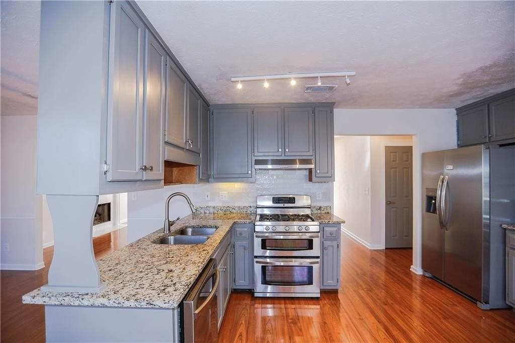 1885 Watercrest Cir - Photo 7 of 37