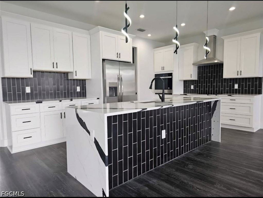 1625 Nw 37th Ave - Photo 2 of 11