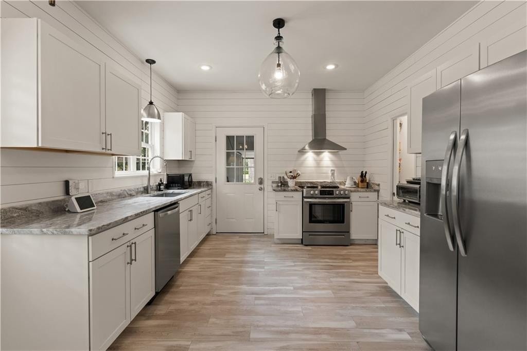 101 Settlers Rd - Photo 6 of 18