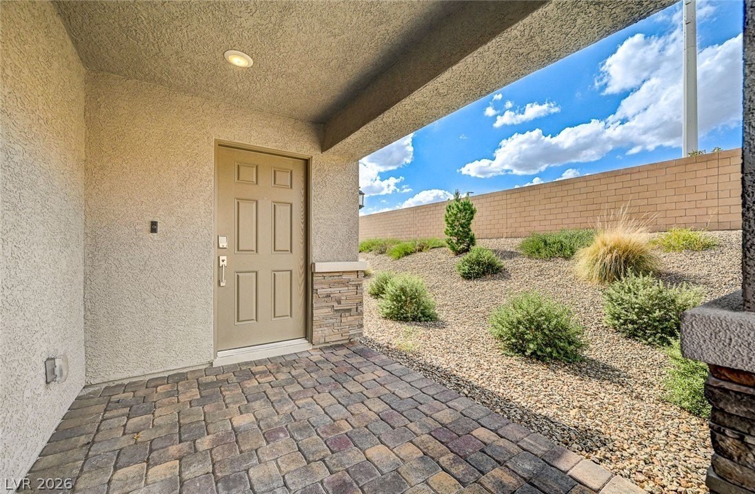 10778 Blake Gardens Ct - Photo 3 of 36