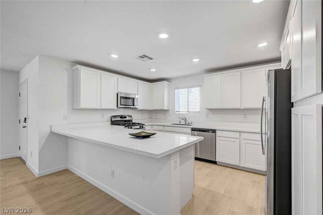 10778 Blake Gardens Ct - Photo 7 of 36