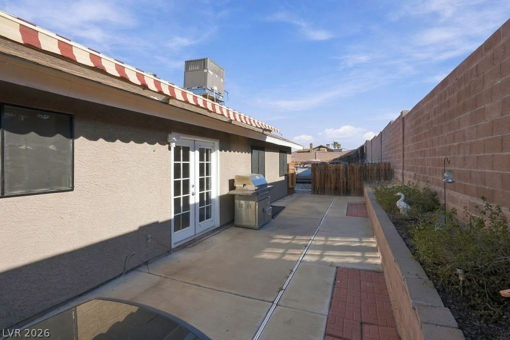 808 Lupine Ct - Photo 3 of 37