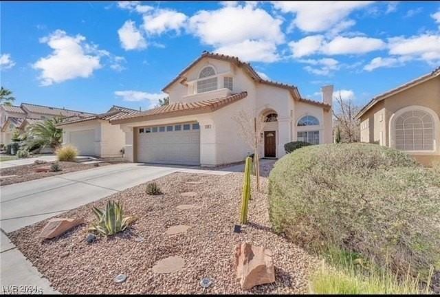259 Camelback Ridge Ave - Photo 2 of 22