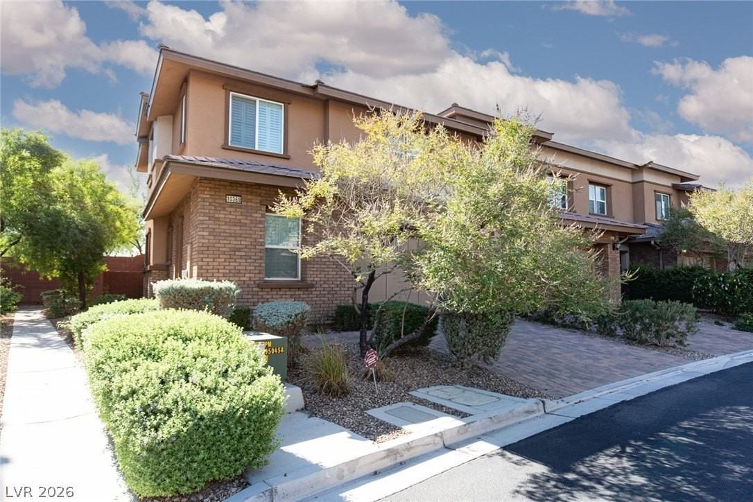 10369 Pescado Ln - Photo 3 of 41