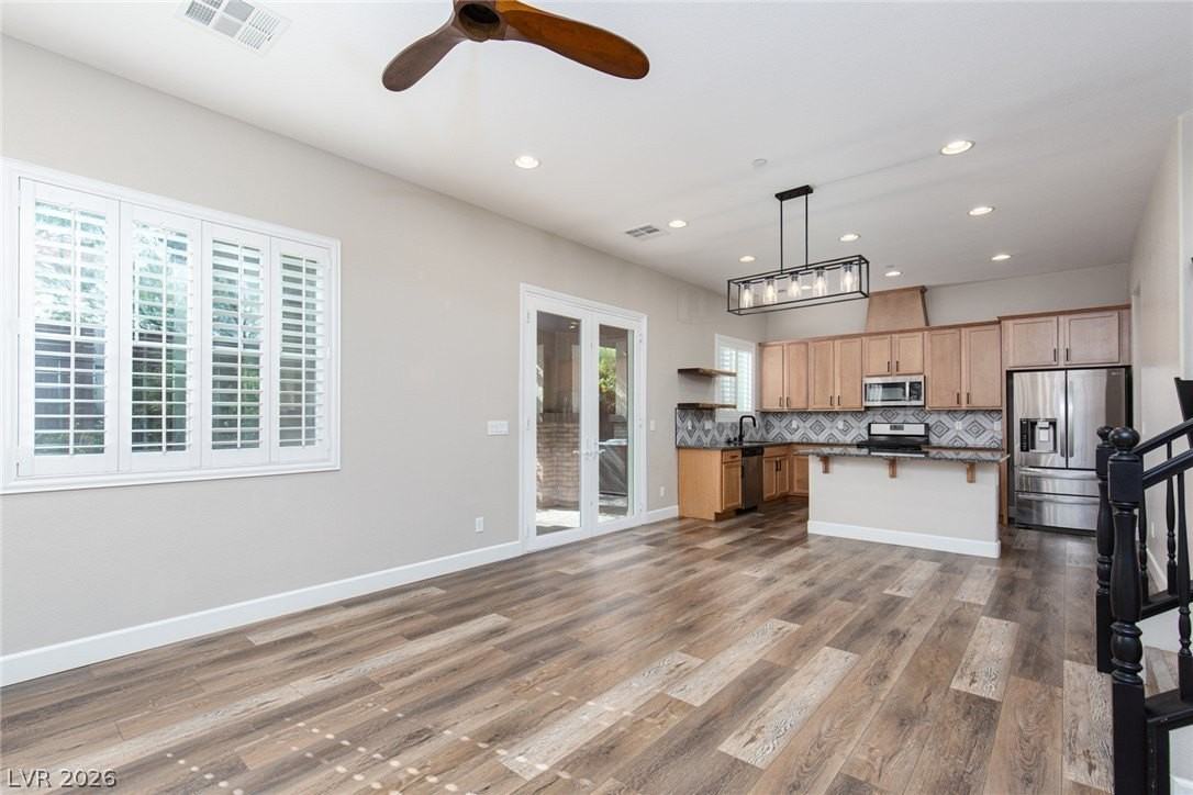 10369 Pescado Ln - Photo 7 of 41