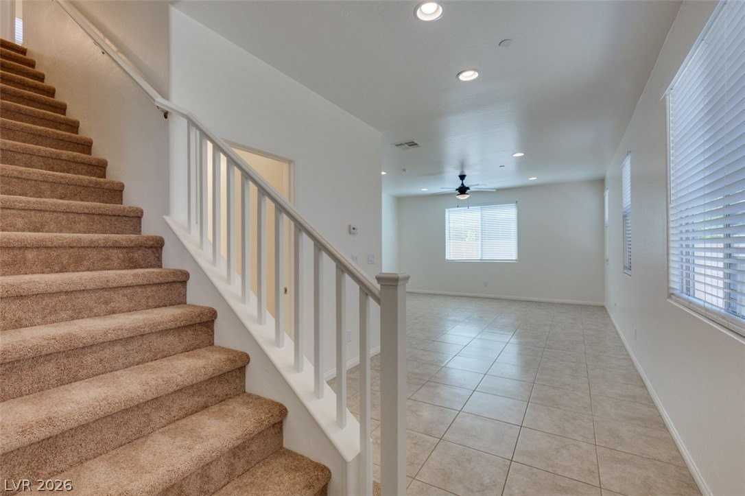 483 Fortissimo St - Photo 4 of 29