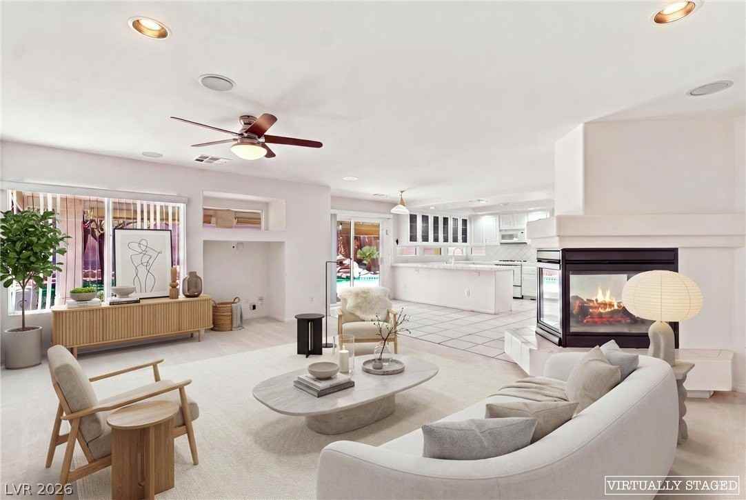 8019 Avalon Mist St - Photo 3 of 33