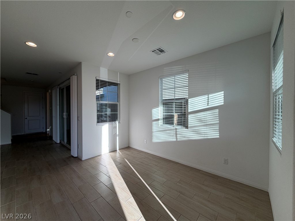 840 Cottonwood Hill Pl - Photo 4 of 33