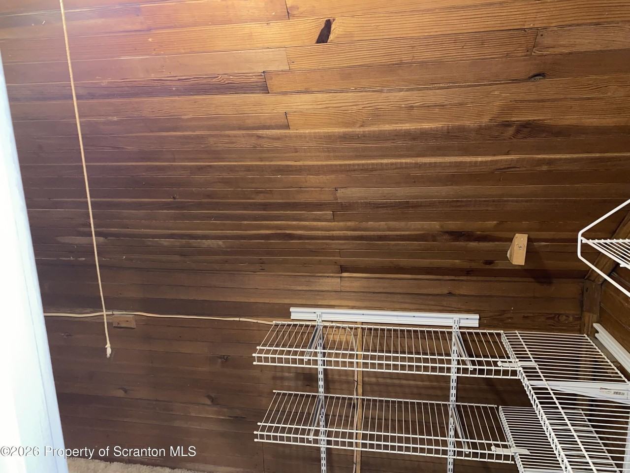 201 Stone Ave - Photo 4 of 15