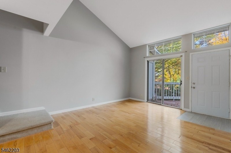 12 Tansy Ct - Photo 4 of 26