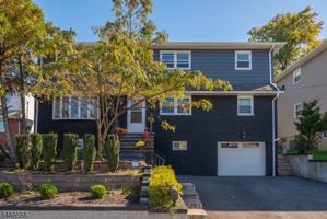 featured image of 8 Sibel Ct #2