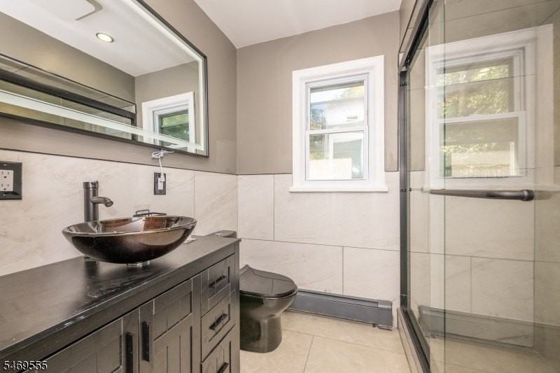 8 Sibel Ct #2 - Photo 3 of 20