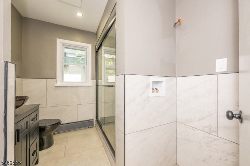 8 Sibel Ct #2 - Photo 4 of 20