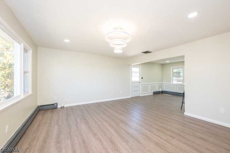 8 Sibel Ct #2 - Photo 6 of 20
