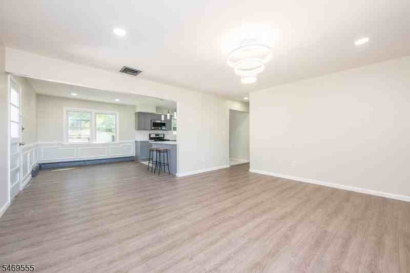 8 Sibel Ct #2 - Photo 7 of 20