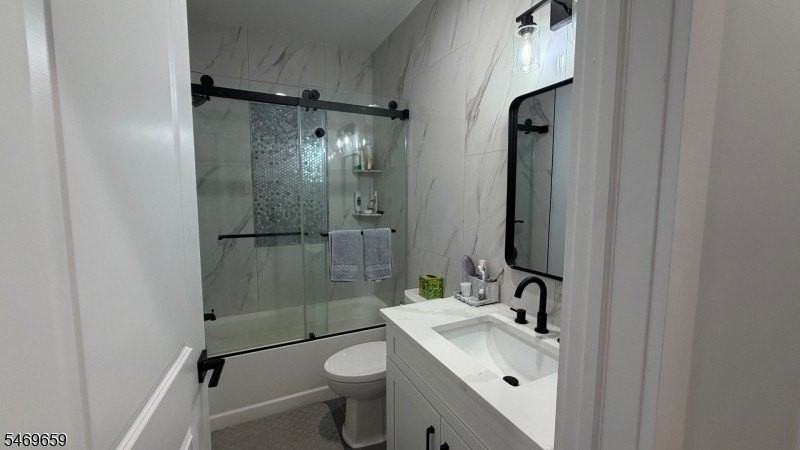 957 Jefferson Ave - Photo 6 of 9