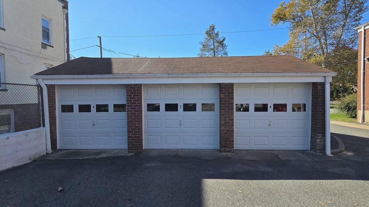 294 Terrace Ave #304B - Photo 6 of 6