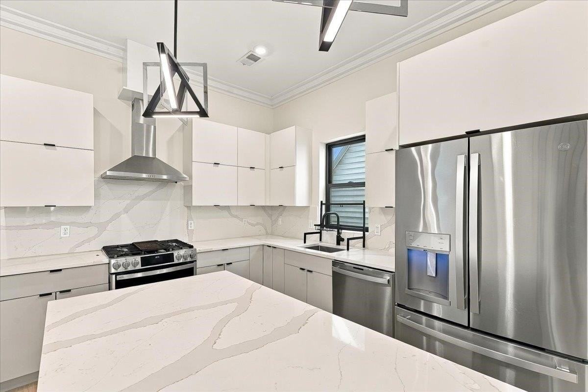 44 Gautier Ave #1 - Photo 7 of 44