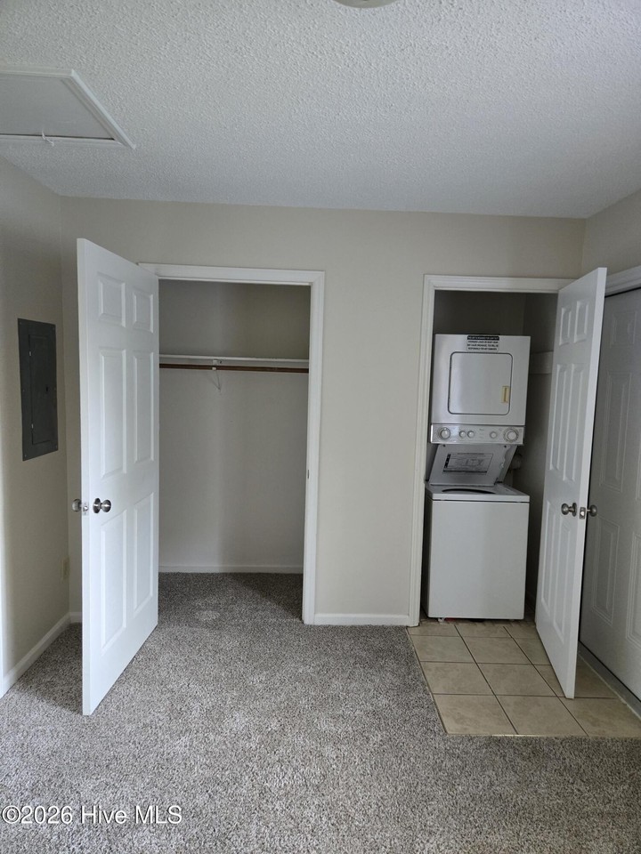 2024 Countrywood Dr - Photo 6 of 9