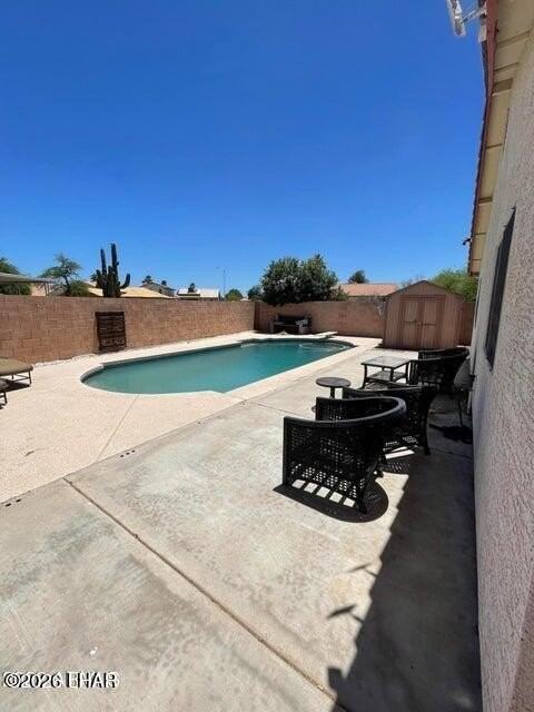 8831 N 114th Ave - Photo 3 of 12