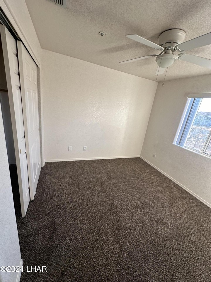 3147 Applewood Dr #101 - Photo 7 of 12