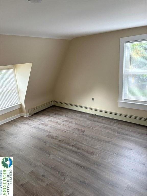 139 N Whitfield St #2ndFL - Photo 5 of 8