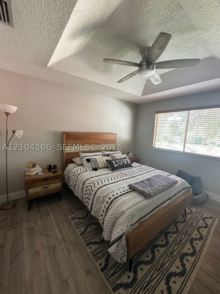 2017 Sw 101st Ln #0 - Photo 5 of 10
