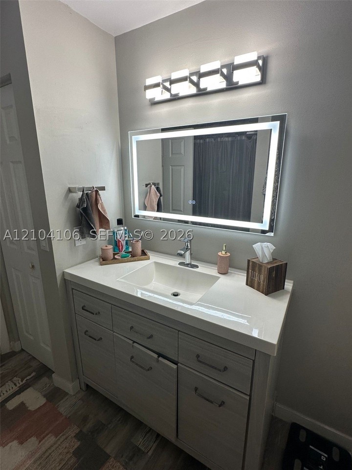 2017 Sw 101st Ln #0 - Photo 6 of 10
